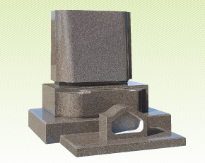 デザイン石塔　例１