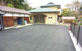 観音寺会館・駐車場